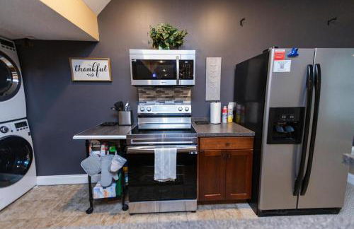 Spacious Basement in RDU RTP CARY area by JENDI - Foto 8