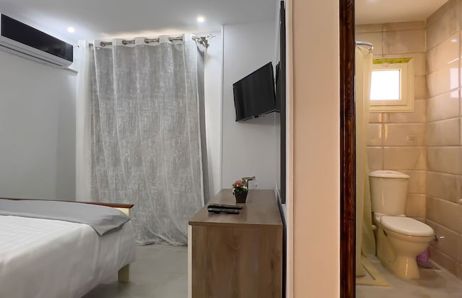 pyramids tower view inn - Photo 11