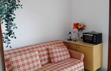 Bright and Panoramic Two-room Apartment - Foto 34