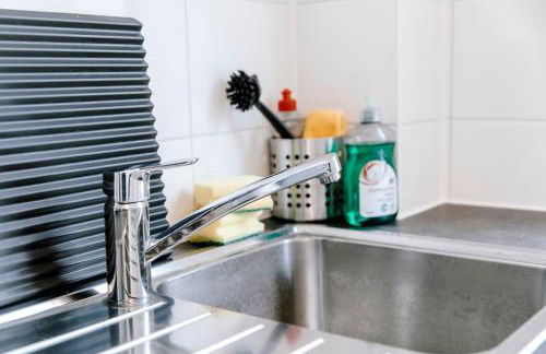 Zentral und frisch eingerichtet: 2 Zi. 24h Checkin - Foto 13