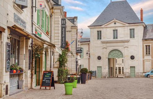 Gorgeous Home In Fontevraud L'abbaye - Photo 13