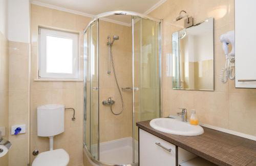 Villa Samba - Superior One-Bedroom Apartment with Balcony and Sea View - Foto 64