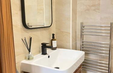 Bournemouth sea view apartment with balcony, minutes from award winning beach and pier - Foto 12