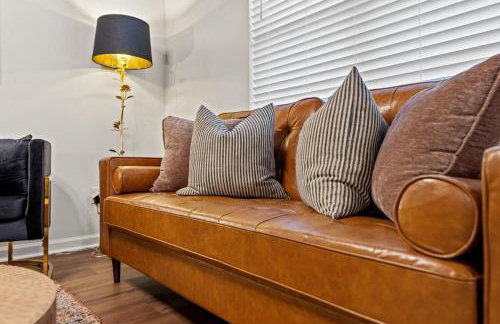 The Luxe Hot Tub Playground 12 Min to Horse Park - Foto 44