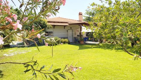 Summer House 150m from the beach for 5 persons. - Foto 1, Garden, Garden view