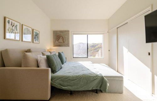 Beachfront Retreat with Ocean Views - Foto 19