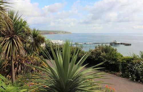 The Beach Retreat - Photo 23