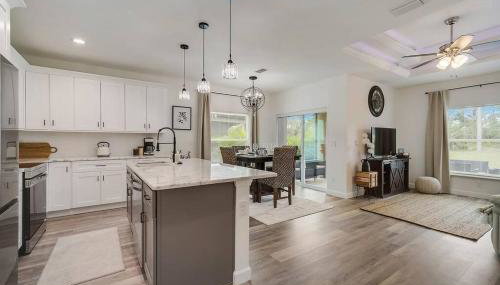 Family Villa King Bed, 3 bedrooms 2baths, 7 guests, Close to Beaches, Golfing, Fishing - Foto 4