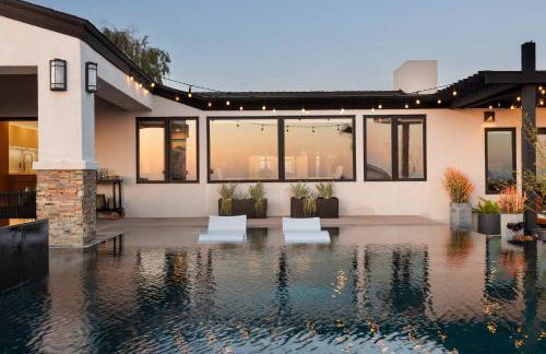 Panoramic Ocean sunset Views with Heated Pool & Spa best location - Foto 57