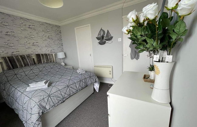 Villa - Sleeps 6 - Pets Ok - Pool - Parking - Foto 1