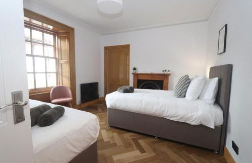 Charming two bedroom, two bathroom detached cottage - Foto 11