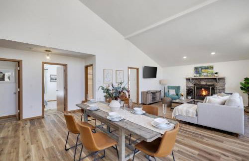 Serene Escape at Big Bass Lake & Pool Access - Foto 14