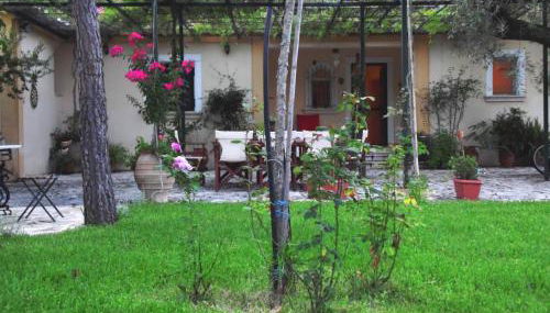 TheNi Olive Grove Villa - Foto 4, Garden, Garden view