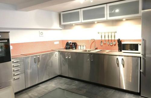 Modern Apartment in Latitude52 Dockyard & parking - Foto 5