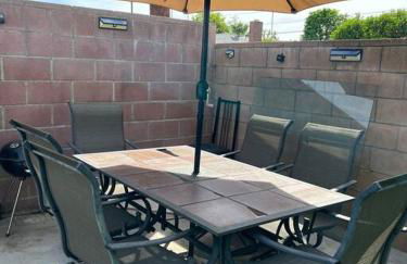 Vacation Rental w Pool &Garden 6 Guests near CSUN - Foto 44