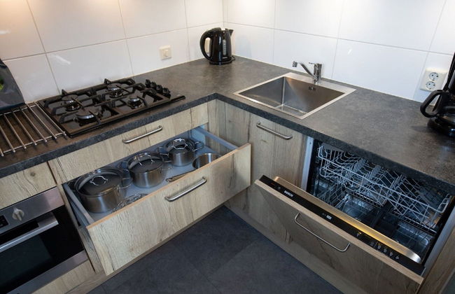 Holiday Home With Garden - Photo 6