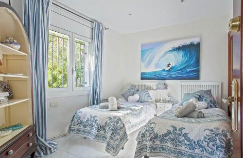 HOUSE WITH AMAZING VIEWS , OVERLOOKING THE FESTIVAL TOWN OF SITGES - Foto 36