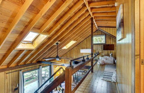 Less Than 1 Mi to Lake Cabin with Hot Tub in Greentown! - Foto 12