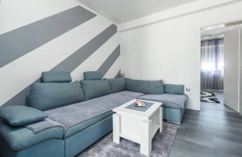 Apartment 50 shades of grey Poreč - Photo 3