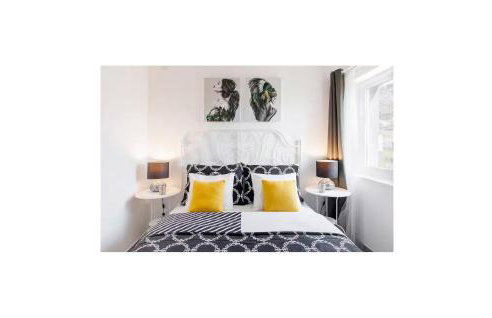 Beautiful Home In Mravince - Photo 15