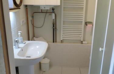 Studio-appartement et chambre à proximité d'une maison de Maître de 1904 - Photo 12