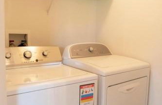 Super Mario Hideaway - Pool, Spa, Game Room Fun! - Foto 50