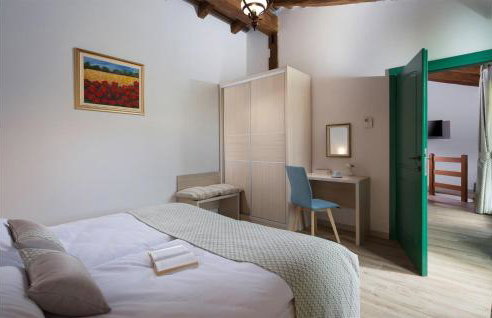 Nice Home In Trviz With Wifi - Photo 20