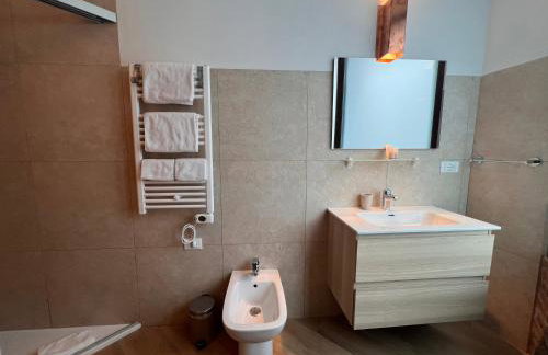 Emme Loft I Orange Moon - Vibrant Modern Luxury Loft Milan - Foto 5