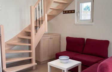 Tami House - Photo 11