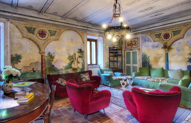 Splendid Farmhouse in Gualdo Cattaneo with Hot Tub - Photo 25