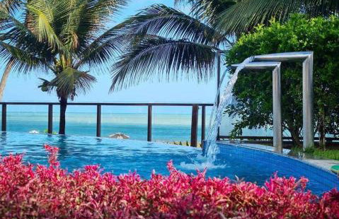 Apartamento a beira-mar com piscina - Foto 24