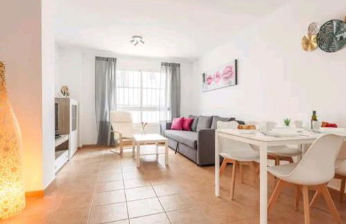 Apartamento con patio y piscina cerca de Sevilla - Photo 10