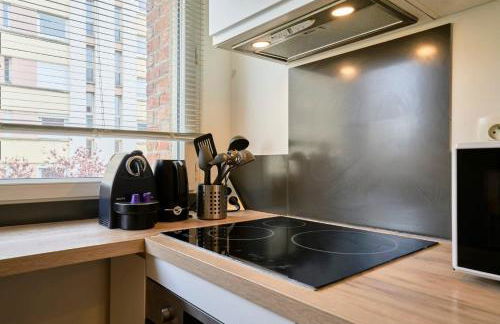 Apartment balconyparking space near train station - Foto 11