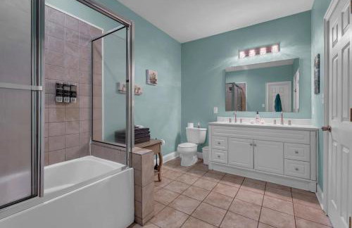 Lakefront Getaway - Dock, Pool, Sunset, Games - Foto 24