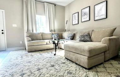 Black and White Retreat 8min to downtown - Foto 11