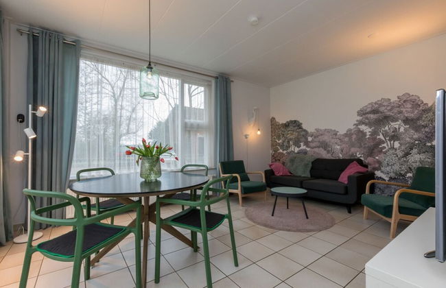 Cozy 4-person Stay at Rustenpolder - Foto 9