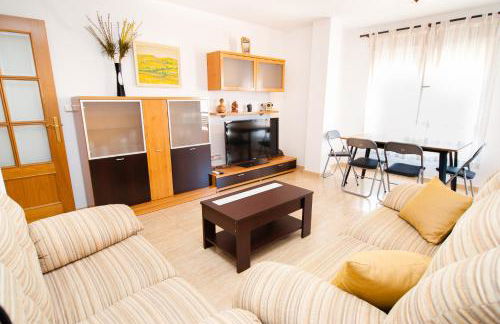 Apartamento de 4 dormitorios a tan sólo 2,5 km de la Playa San Juan - Foto 14