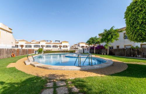 Sweet Home - Photo 26