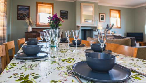 Owlswood Lodge - Photo 5