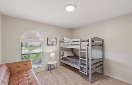 Luxury Retreat in Carrollton - Pool Patio & More - Foto 31