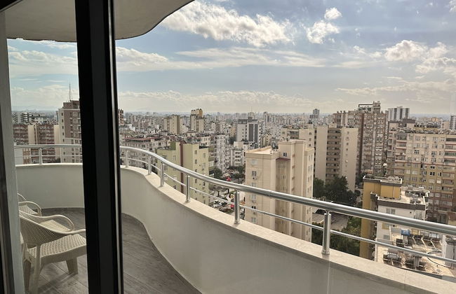 Sky Garden Suites - Photo 14