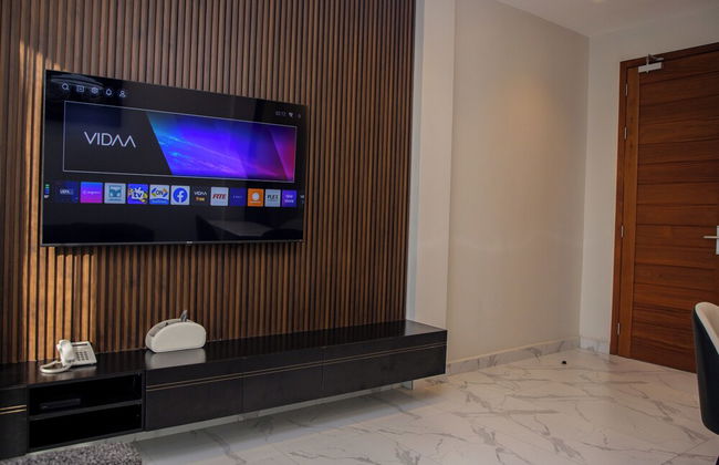 unreal homes - Photo 75