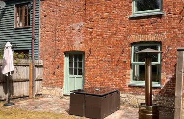 Herberts Cottage - Photo 12