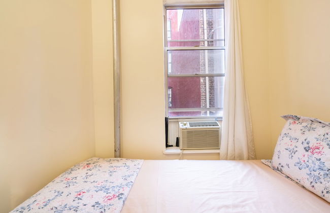 Furnished Empire Blvd Guest House - Photo 6