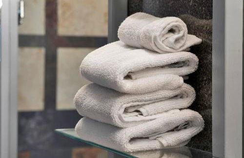 Salty Heated Pool Escape - Nearby Beach - Photo 28