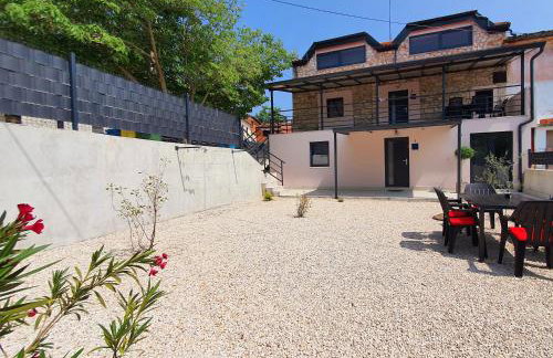 Apartmani Fenix - Foto 1