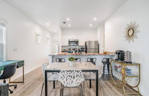 Downtown Tampa Walk to Restaurants Renovated - Foto 14