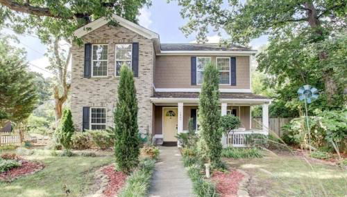 Close to Downtown, 11-Person Swim Spa-Hot Tub, 75" TV 4 Movie Nights, Spacious, Walk To Restaurants, Ping Pong - Foto 5, Garden view