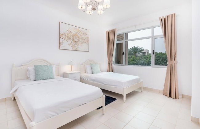 Lux BnB I Turia Tower I Lake & Garden View - Foto 1