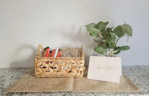 Spacious Home Downtown - Children's Hospital, Pets - Foto 8